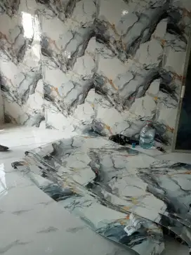 Tukang renovasi dan atap
