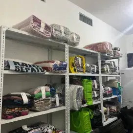 Laundry Bagian Setrika dan Packing