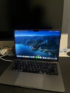 MacBook Pro M3 14 inch Space Grey