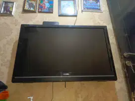 TOSHIBA LED 40 (ANALOG)