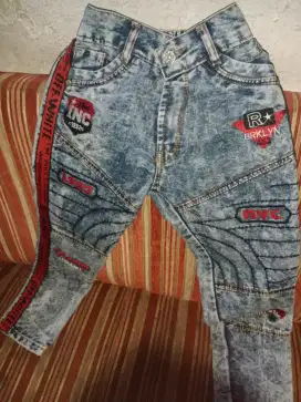 Celana jeans anak no25