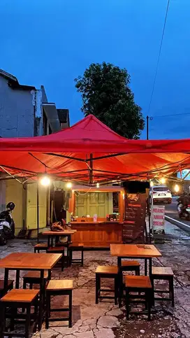 Jual Peralatan Jualan (Gerobak, 3 Meja+4Kursi, Kanopi Baja ringan)