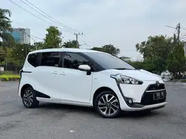 Toyota Sienta V 1.5 Matic 2017 Full Ori Istimewa.!!