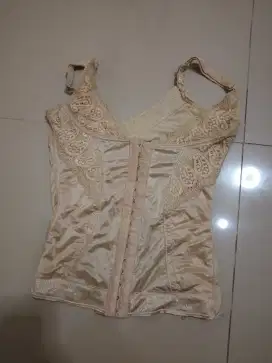 Korset wanita UK m-L kondisi bagus