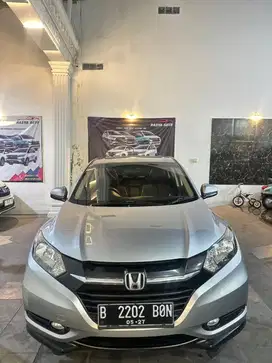 HRV E Matic 2017 Istimewa  !! Full orsinil Tangan 1 baru jual cepat bu