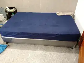 Dipan Tempat Tidur