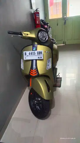 Vespa GTS super sport 150 2024