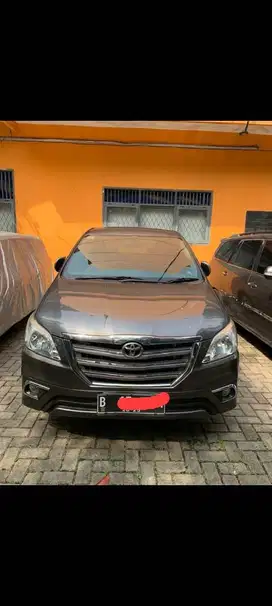 Kijang  Inova 2.5 V matic