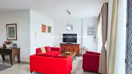 Apartment for sale in an Exclusive Tower at Apartemen Hampton's Park