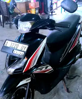 Yamaha mio gt hitam