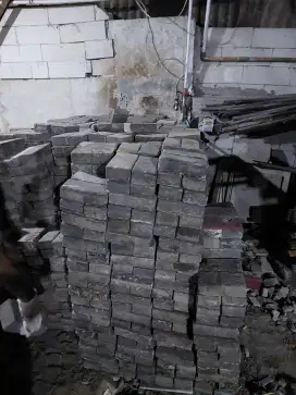 Paving Block Bekas Siap Pakai