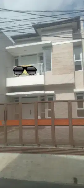 Dijual rumah baru di buah batu