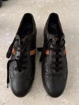 Dijual 3 Sepatu LV, Tods & Gucci