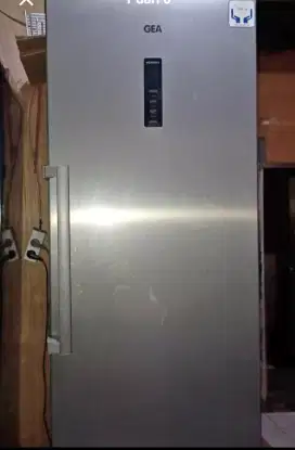 FREEZER PEMBEKU GEA