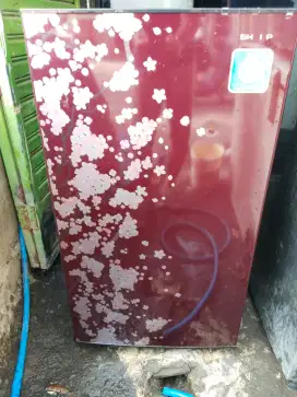 Kulkas sharp 1pintu normal dingin beku siap pakai