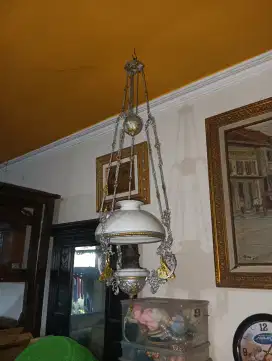 Lampu gantung antiq
