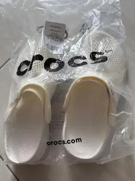 Sandal perempuan