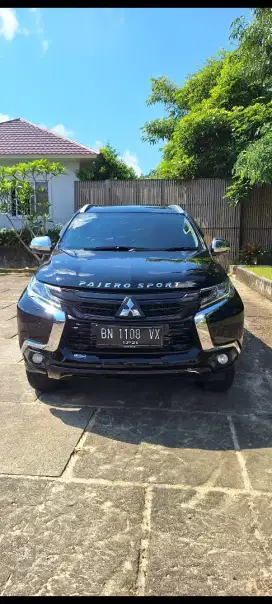 pajero dakar rockford 4x2 fullblack
