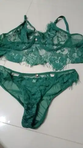 Underware Wanita Import