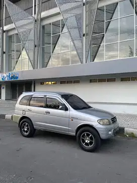 Daihatsu Taruna CL Xtra 1.6 Tahun 2001