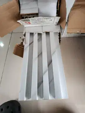 MENJUAL WPC PANEL