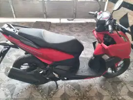Vario 160 CC 2022 tgn 1 dr baru ors cat mesin segell pembawaan delerr