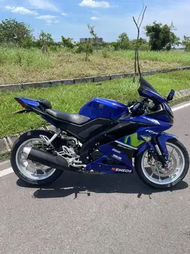 Yamah R15 v3 2018 Movistar