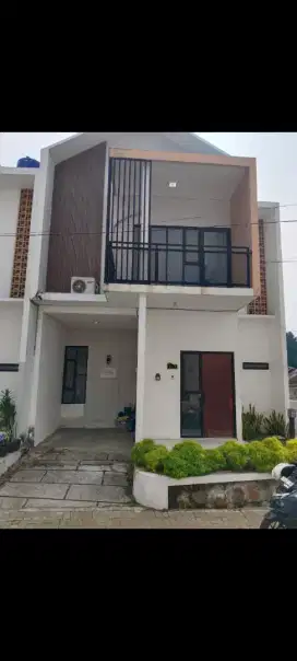 Over Murah Rumah 2 Lantai di Cilangkap Tapos Depok