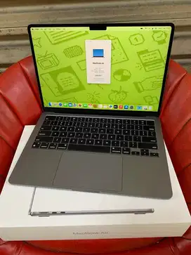 MacBook Air 13 inch 2022 M2 8gb 256gb Ex iBox Mulus Fullset Original
