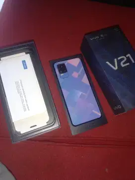 Jual hp VIVO V21 mulus komplit lokasi central cilebut