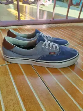 Sepatu vans authentic uk.44,5 original second