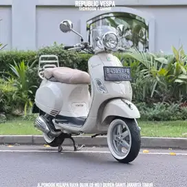 PIAGGIO VESPA LXV 150 3VIE TAHUN 2015 PERFECT CONDITION