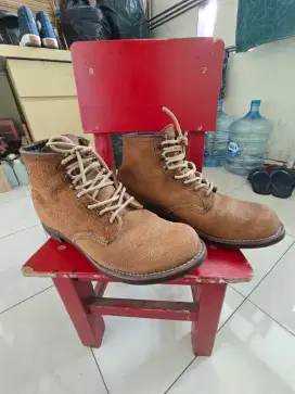 redwing blacksmith 3344 size.43/uk 9