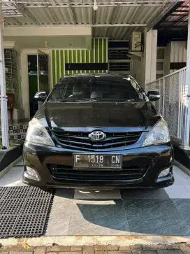 Innova G  2.0 AT 2008 Upgrade V