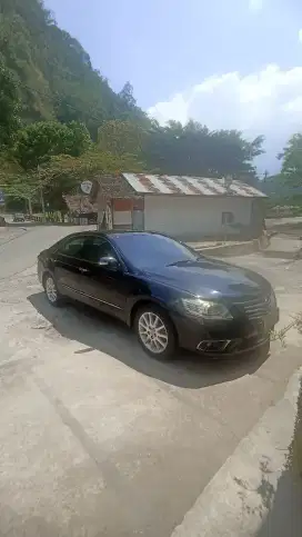 Dijual Toyota Camry type V/AT facelift Tahun 2010 Low KM