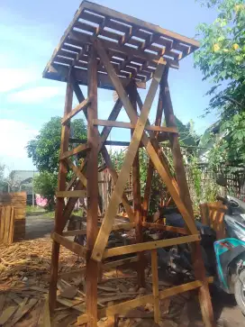 Tiang tandon menara Ulin