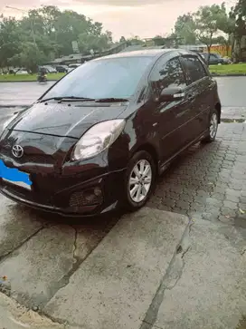 Yaris 2012 Sportivo Pemakaian 1 Tangan Dari Baru