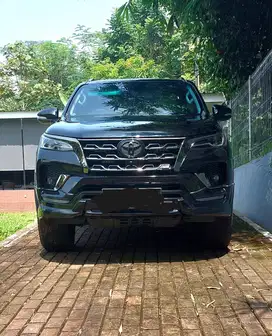 Toyota Fortuner 2017 (Black Edition) Tipe 2.4 G Diesel-AT (4x2)