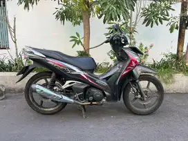 Honda supra x 125 helm in FI