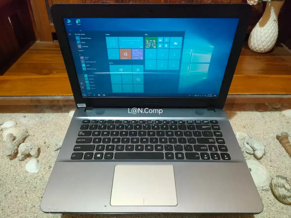 Laptop Asus X441m Ram 4 +SSD Normal