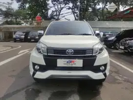 Toyota Rush 1.5 S trs Sportivo at 2015