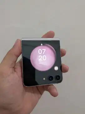 Samsung z flip 5 256GB Mulus Hp dan cas saja