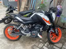 KTM Duke 200 tahun 2018