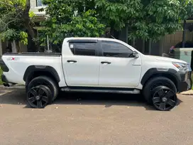 DI JUAL VELG RING 20 MICKEY THOMPSON