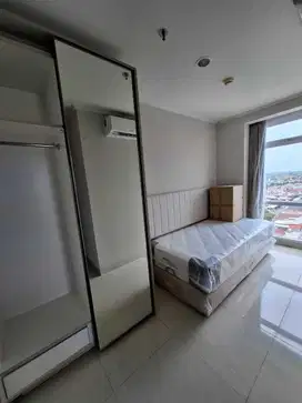 Disewakan Apartemen Green Sedayu 3BR Furnished, Jakarta Barat