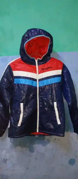 Jaket seken kulit dan parasut