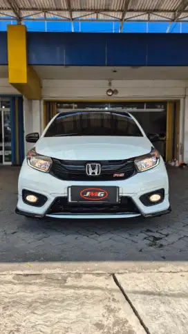 Brio RS 1.2 Urbanite Edition LIKE NEW, LOW KM!!