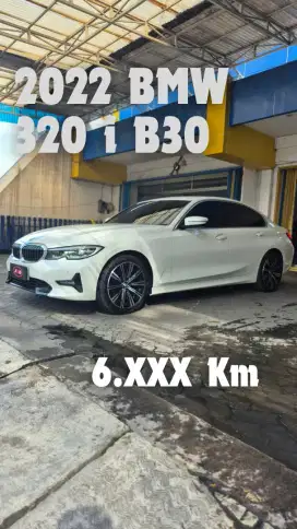 BMW 320i 2022 Low KM LIKE NEW!!