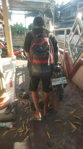 Cari kerja OB atau sales keliling