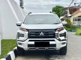 NEW XPANDER CROSS PREMIUM